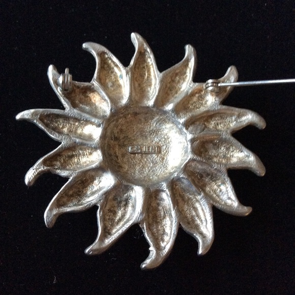 Vintage M.JENT Sunflower Brooch - Picture 2 of 7